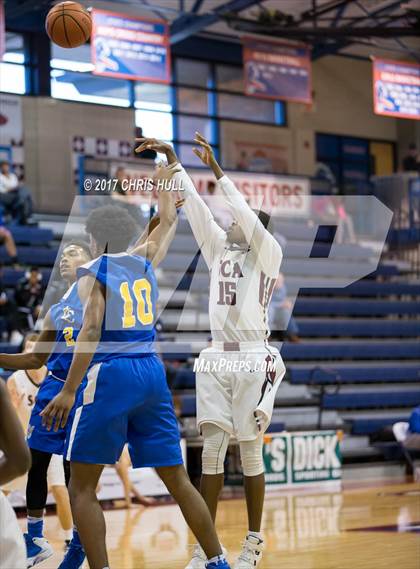 Thumbnail 3 in Carmel Christian vs. Seffner Christian (Hoodie's House Hoops Classic) photogallery.