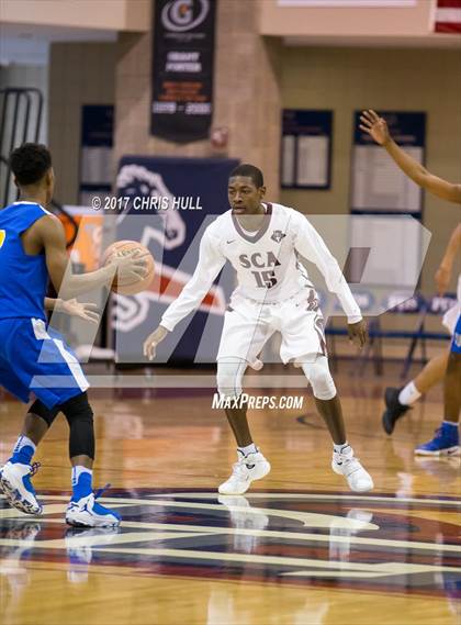 Thumbnail 2 in Carmel Christian vs. Seffner Christian (Hoodie's House Hoops Classic) photogallery.