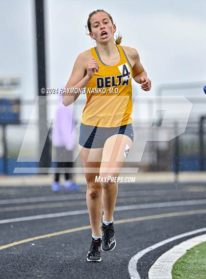 Thumbnail 1 in IHSAA Delta Sectionals (1600 Meter)  photogallery.