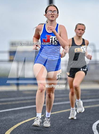 Thumbnail 2 in IHSAA Delta Sectionals (1600 Meter)  photogallery.