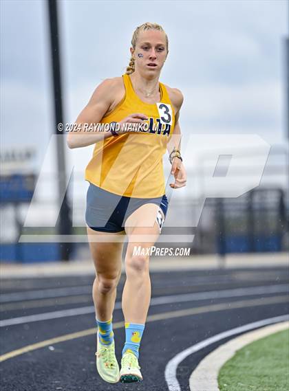Thumbnail 2 in IHSAA Delta Sectionals (1600 Meter)  photogallery.