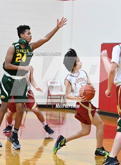 Thumbnail 3 in Cypress Woods vs Cypress Falls (B Teams) photogallery.
