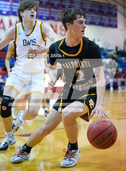 Thumbnail 2 in Salpointe Catholic vs. Davis photogallery.