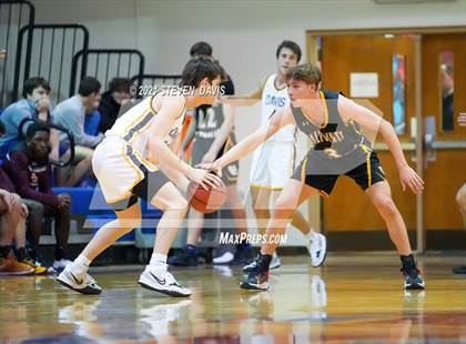 Thumbnail 3 in Salpointe Catholic vs. Davis photogallery.