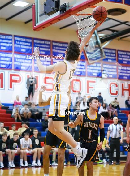 Thumbnail 1 in Salpointe Catholic vs. Davis photogallery.