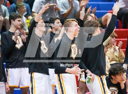 Thumbnail 2 in Salpointe Catholic vs. Davis photogallery.