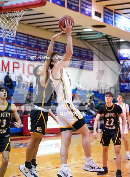 Thumbnail 1 in Salpointe Catholic vs. Davis photogallery.