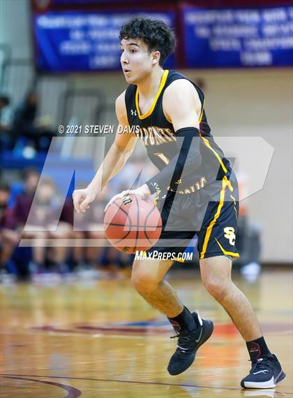 Thumbnail 2 in Salpointe Catholic vs. Davis photogallery.