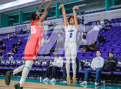 Thumbnail 3 in Archbishop Carroll vs. Gateway Charter (City of Palms Classic) photogallery.