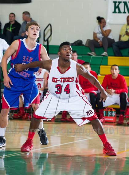 Thumbnail 2 in San Marcos vs Miami Beach (National Prep Classic) photogallery.