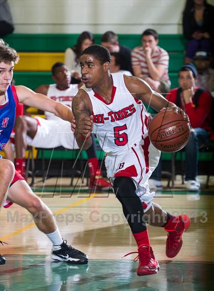 Thumbnail 2 in San Marcos vs Miami Beach (National Prep Classic) photogallery.