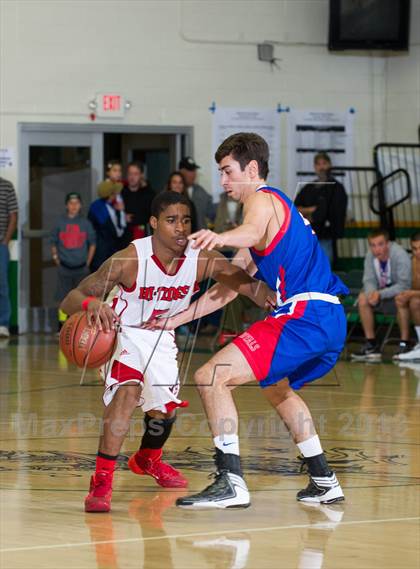 Thumbnail 2 in San Marcos vs Miami Beach (National Prep Classic) photogallery.