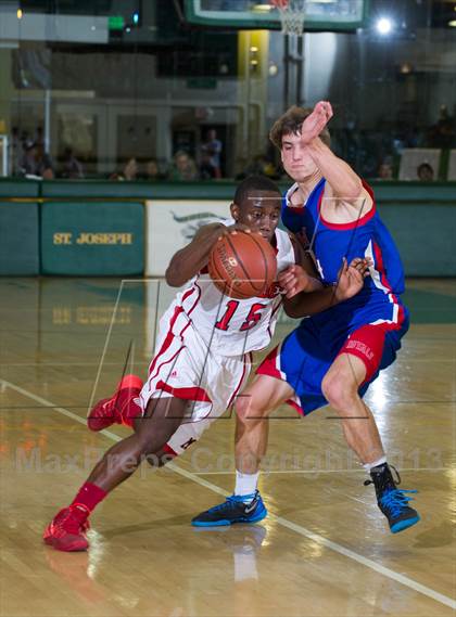 Thumbnail 1 in San Marcos vs Miami Beach (National Prep Classic) photogallery.