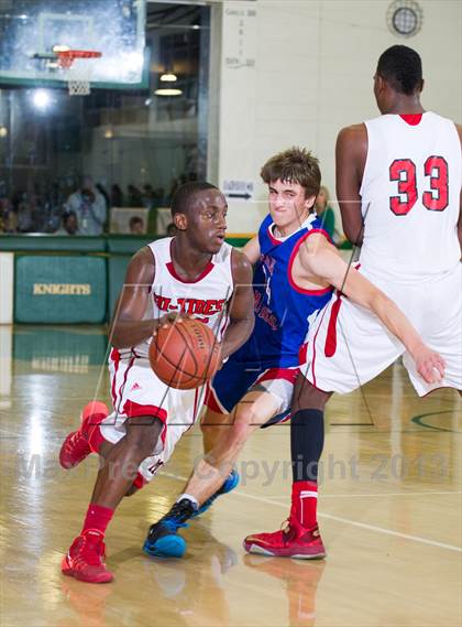 Thumbnail 3 in San Marcos vs Miami Beach (National Prep Classic) photogallery.