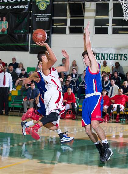Thumbnail 3 in San Marcos vs Miami Beach (National Prep Classic) photogallery.