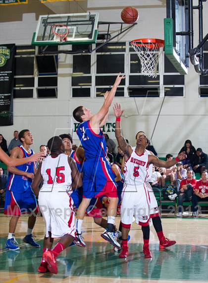 Thumbnail 2 in San Marcos vs Miami Beach (National Prep Classic) photogallery.