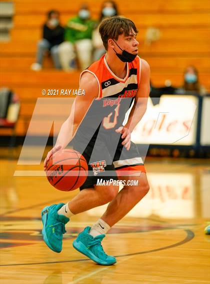 Thumbnail 1 in Benicia vs. Woodside (4C's Christmas Classic) photogallery.