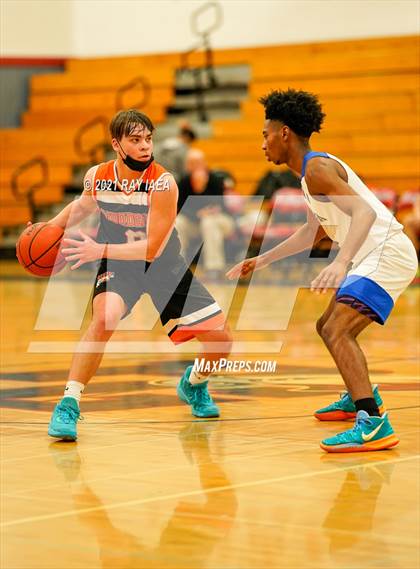 Thumbnail 2 in Benicia vs. Woodside (4C's Christmas Classic) photogallery.