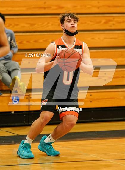 Thumbnail 1 in Benicia vs. Woodside (4C's Christmas Classic) photogallery.