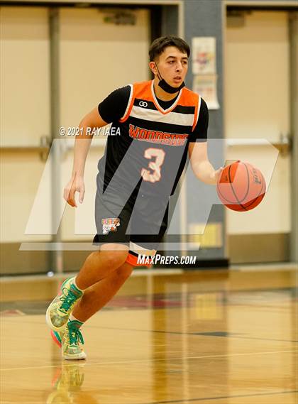 Thumbnail 3 in Benicia vs. Woodside (4C's Christmas Classic) photogallery.