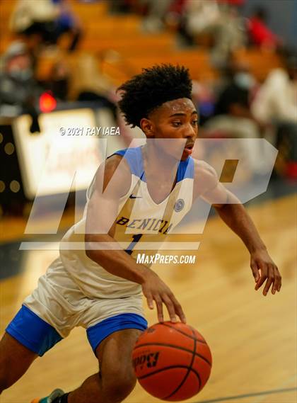 Thumbnail 1 in Benicia vs. Woodside (4C's Christmas Classic) photogallery.