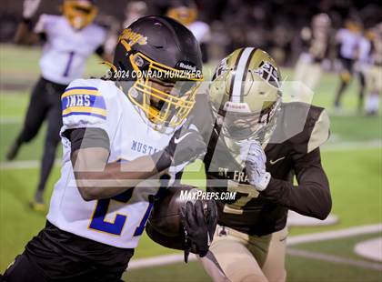 Thumbnail 3 in Muir vs. St. Francis (CIF-SS Division 6 Round 2) photogallery.