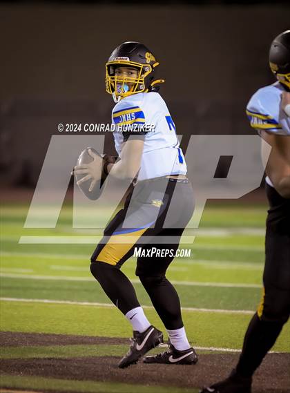 Thumbnail 2 in Muir vs. St. Francis (CIF-SS Division 6 Round 2) photogallery.