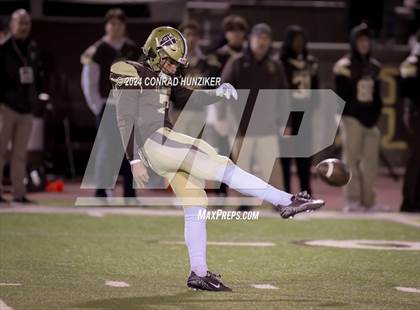 Thumbnail 2 in Muir vs. St. Francis (CIF-SS Division 6 Round 2) photogallery.