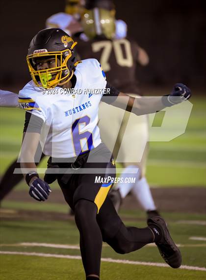 Thumbnail 1 in Muir vs. St. Francis (CIF-SS Division 6 Round 2) photogallery.