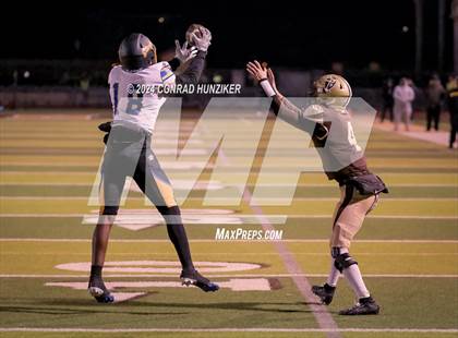 Thumbnail 3 in Muir vs. St. Francis (CIF-SS Division 6 Round 2) photogallery.