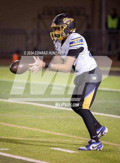 Thumbnail 3 in Muir vs. St. Francis (CIF-SS Division 6 Round 2) photogallery.