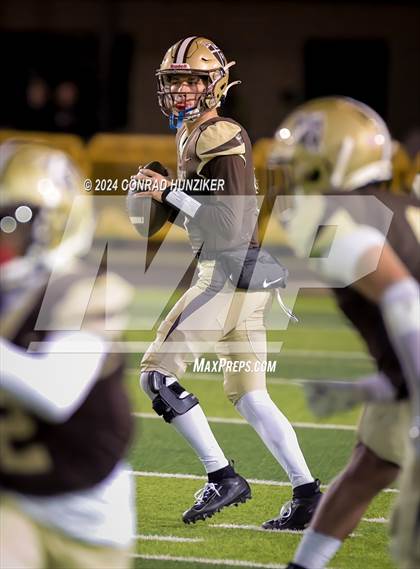 Thumbnail 2 in Muir vs. St. Francis (CIF-SS Division 6 Round 2) photogallery.