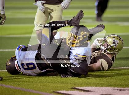 Thumbnail 1 in Muir vs. St. Francis (CIF-SS Division 6 Round 2) photogallery.
