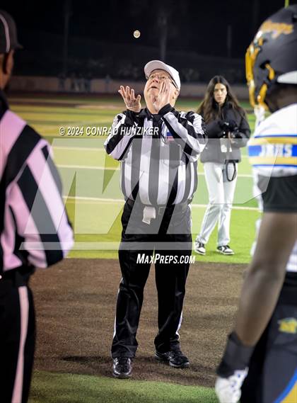 Thumbnail 2 in Muir vs. St. Francis (CIF-SS Division 6 Round 2) photogallery.