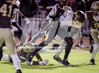 Thumbnail 3 in Muir vs. St. Francis (CIF-SS Division 6 Round 2) photogallery.