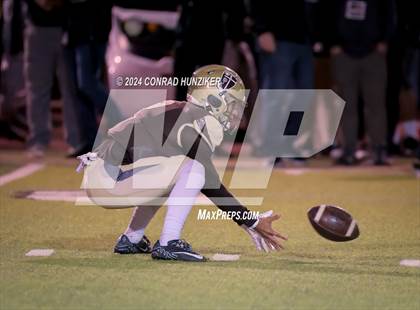 Thumbnail 3 in Muir vs. St. Francis (CIF-SS Division 6 Round 2) photogallery.