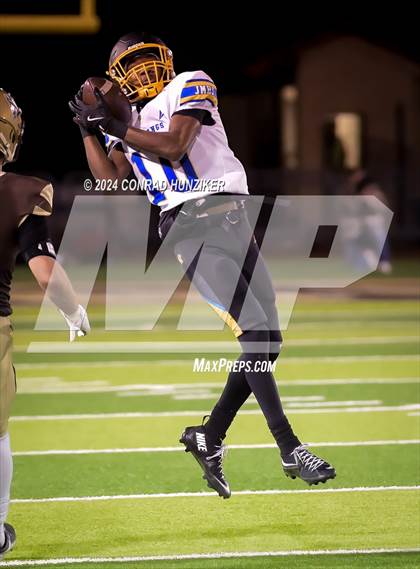 Thumbnail 1 in Muir vs. St. Francis (CIF-SS Division 6 Round 2) photogallery.