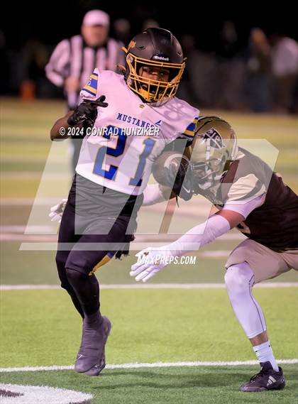 Thumbnail 3 in Muir vs. St. Francis (CIF-SS Division 6 Round 2) photogallery.