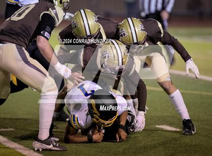 Thumbnail 2 in Muir vs. St. Francis (CIF-SS Division 6 Round 2) photogallery.