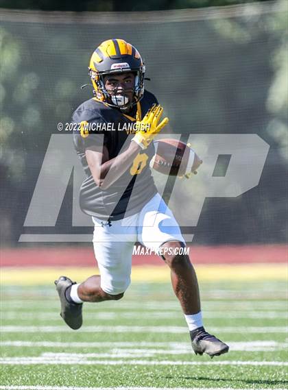 Thumbnail 1 in Holmdel @ St. John-Vianney photogallery.