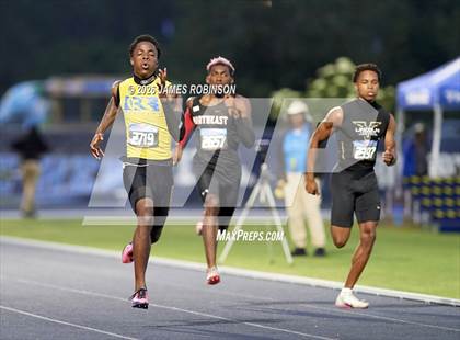 Thumbnail 3 in FHSAA Class 3A Final (200m) photogallery.