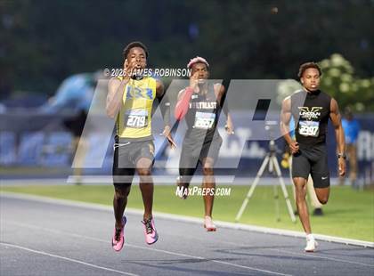 Thumbnail 2 in FHSAA Class 3A Final (200m) photogallery.