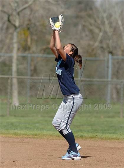 Thumbnail 1 in Lodi vs. Oakmont (Pre-Season Tournament of Champions) photogallery.