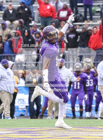 Thumbnail 1 in Trezevant vs. Marion County (TSSAA Division I Class 2A Final) photogallery.