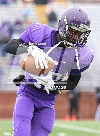 Thumbnail 3 in Trezevant vs. Marion County (TSSAA Division I Class 2A Final) photogallery.