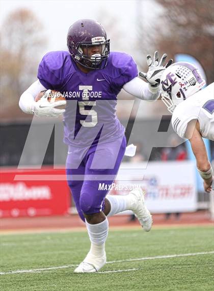Thumbnail 2 in Trezevant vs. Marion County (TSSAA Division I Class 2A Final) photogallery.