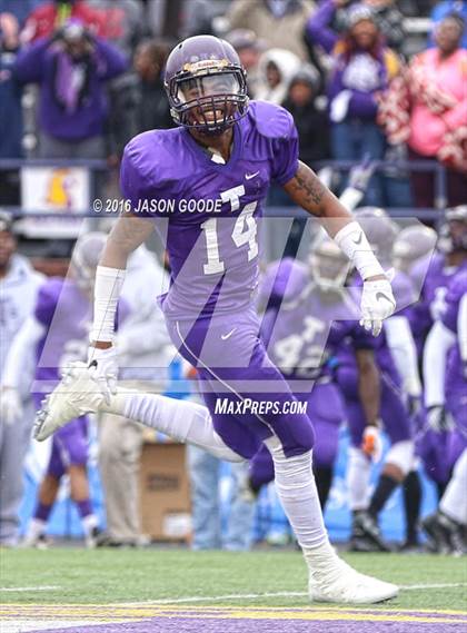Thumbnail 2 in Trezevant vs. Marion County (TSSAA Division I Class 2A Final) photogallery.