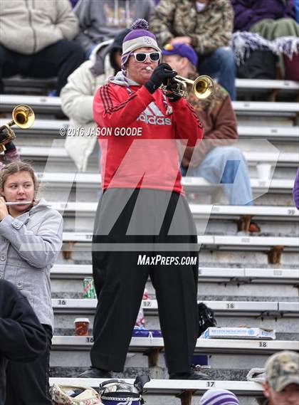 Thumbnail 2 in Trezevant vs. Marion County (TSSAA Division I Class 2A Final) photogallery.