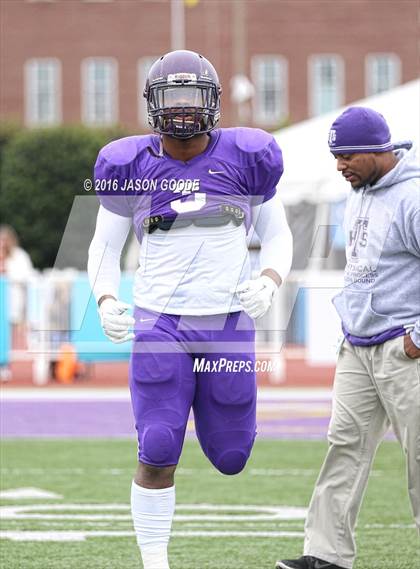 Thumbnail 3 in Trezevant vs. Marion County (TSSAA Division I Class 2A Final) photogallery.