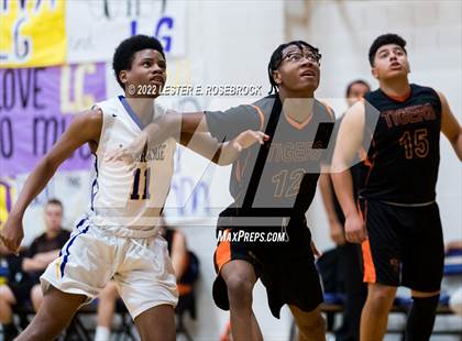 Thumbnail 2 in Smithville vs La Grange  photogallery.